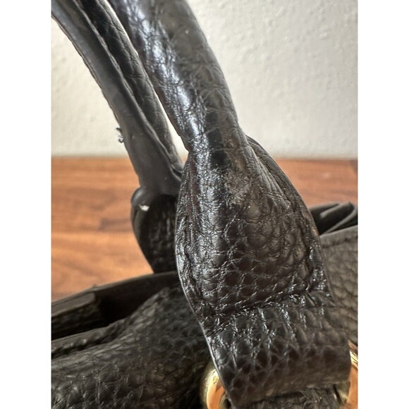 STEVE MADDEN BMAGGIE SMALL CROSSBODY BLACK PURSE HANDBAG WITH GOLD CHAIN ACCENTS - Picture 6 of 12